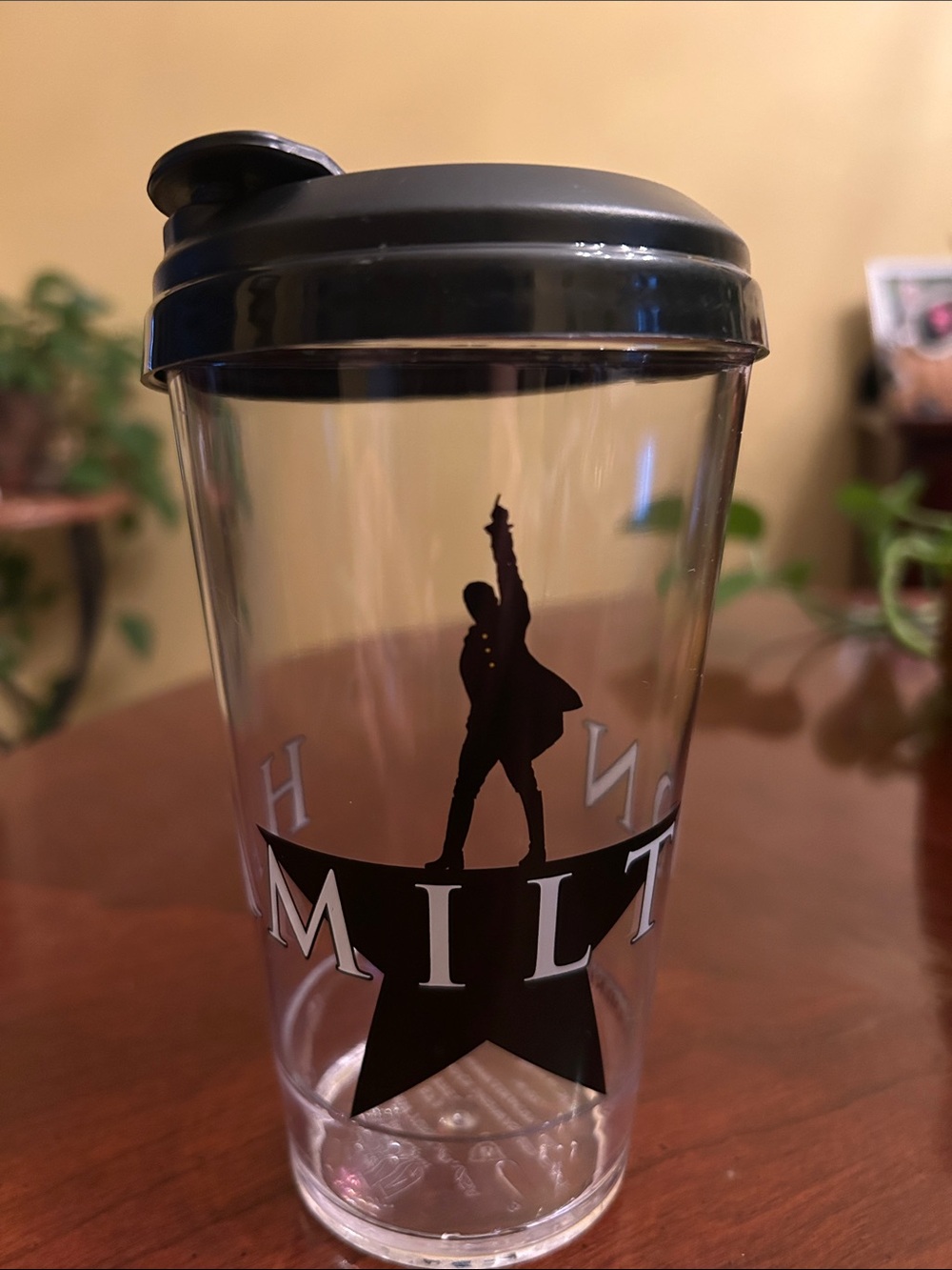 Hamilton Broadway musical 16 ounce souvenir plastic tumbler travel cup with lid
